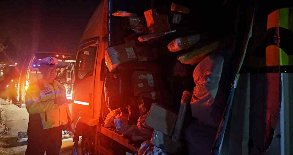 Mobil Boks Picu Tabrakan Beruntun di Tol Jombang Mojokerto, Begini&nbsp;Kronologinya