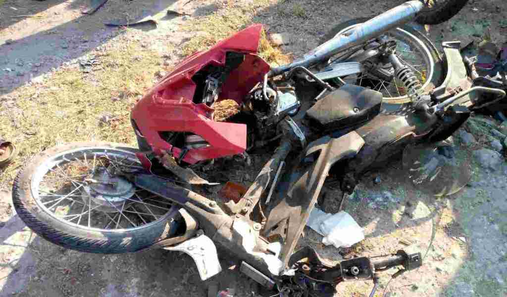 Kecelakaan Mengerikan di Jombang, Mobil Boks Diduga Ngebut Tabrak 4 Motor&nbsp;Pelajar